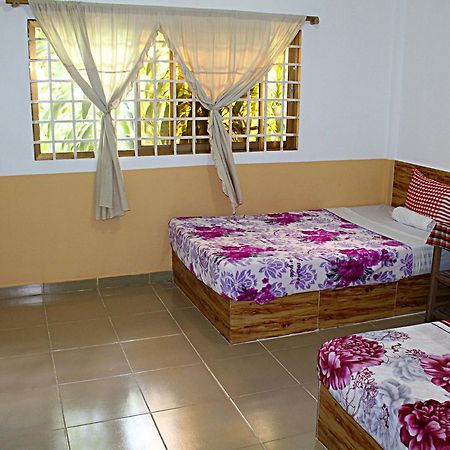 Kampong Chhnang Garden Guesthouse חדר תמונה
