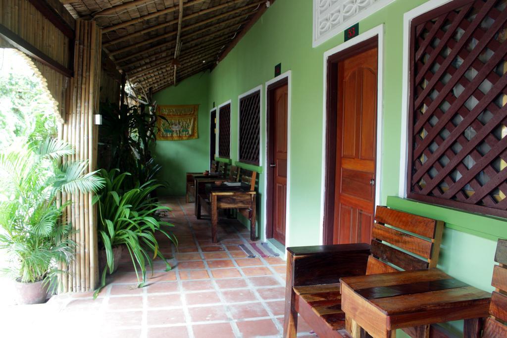 Kampong Chhnang Garden Guesthouse מראה חיצוני תמונה