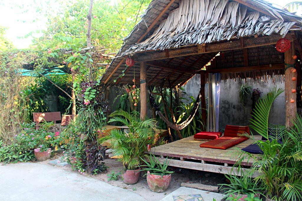 Kampong Chhnang Garden Guesthouse מראה חיצוני תמונה