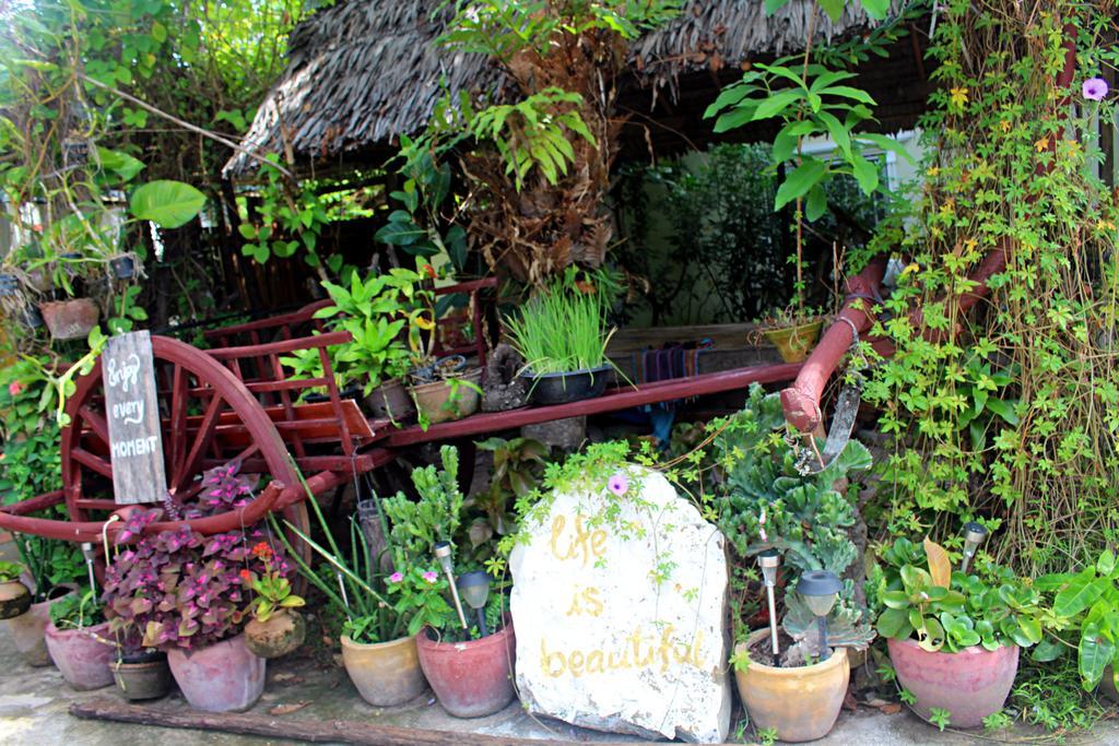 Kampong Chhnang Garden Guesthouse מראה חיצוני תמונה